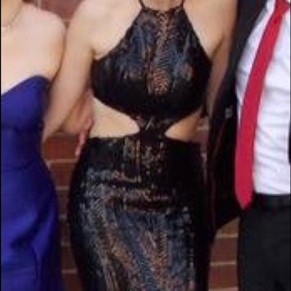 Prom Dress - Picture 4 of 5